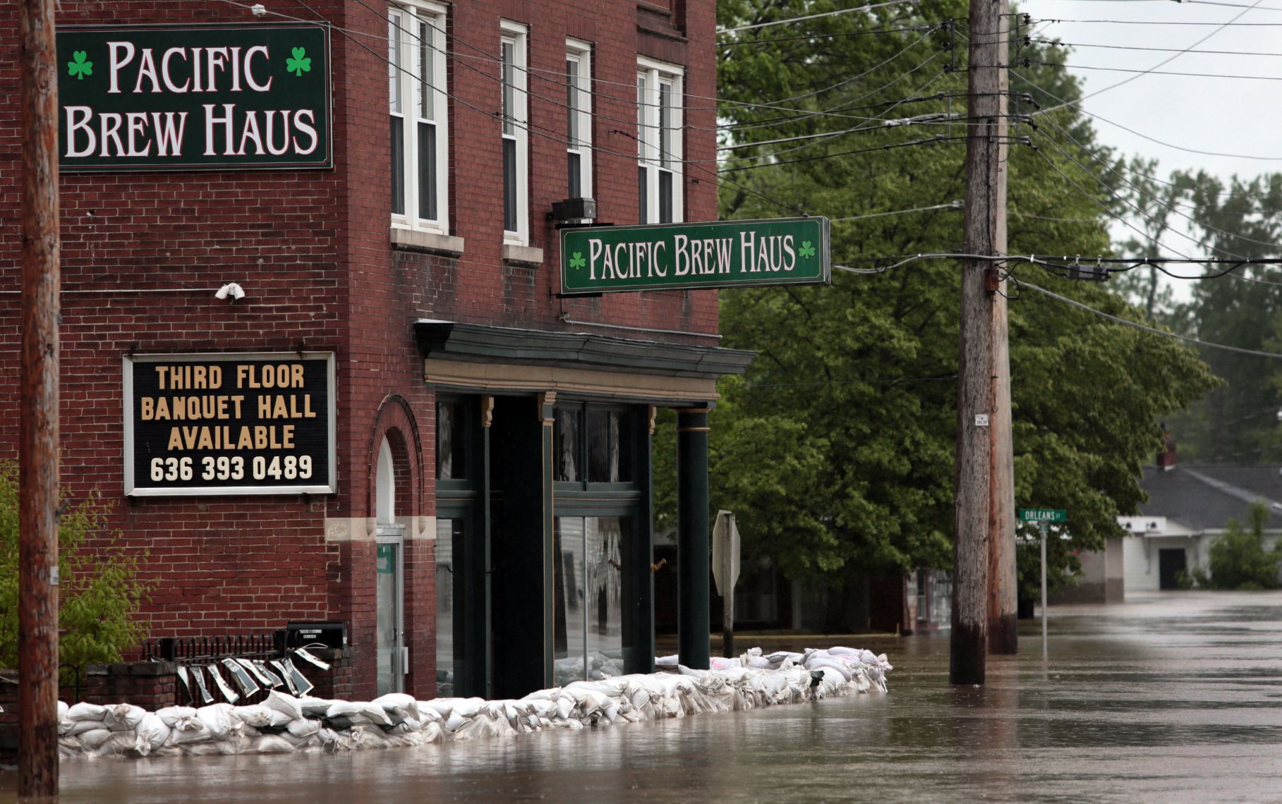 Meramec River crests in Pacific